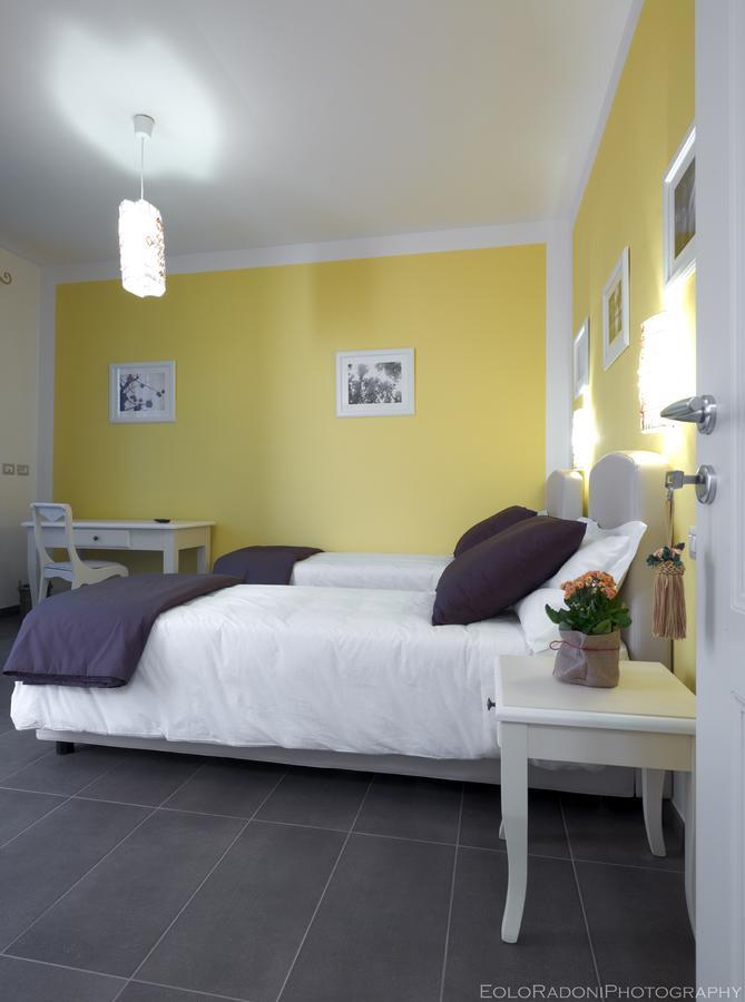 Locanda Alla Mano Forlimpopoli Bagian luar foto